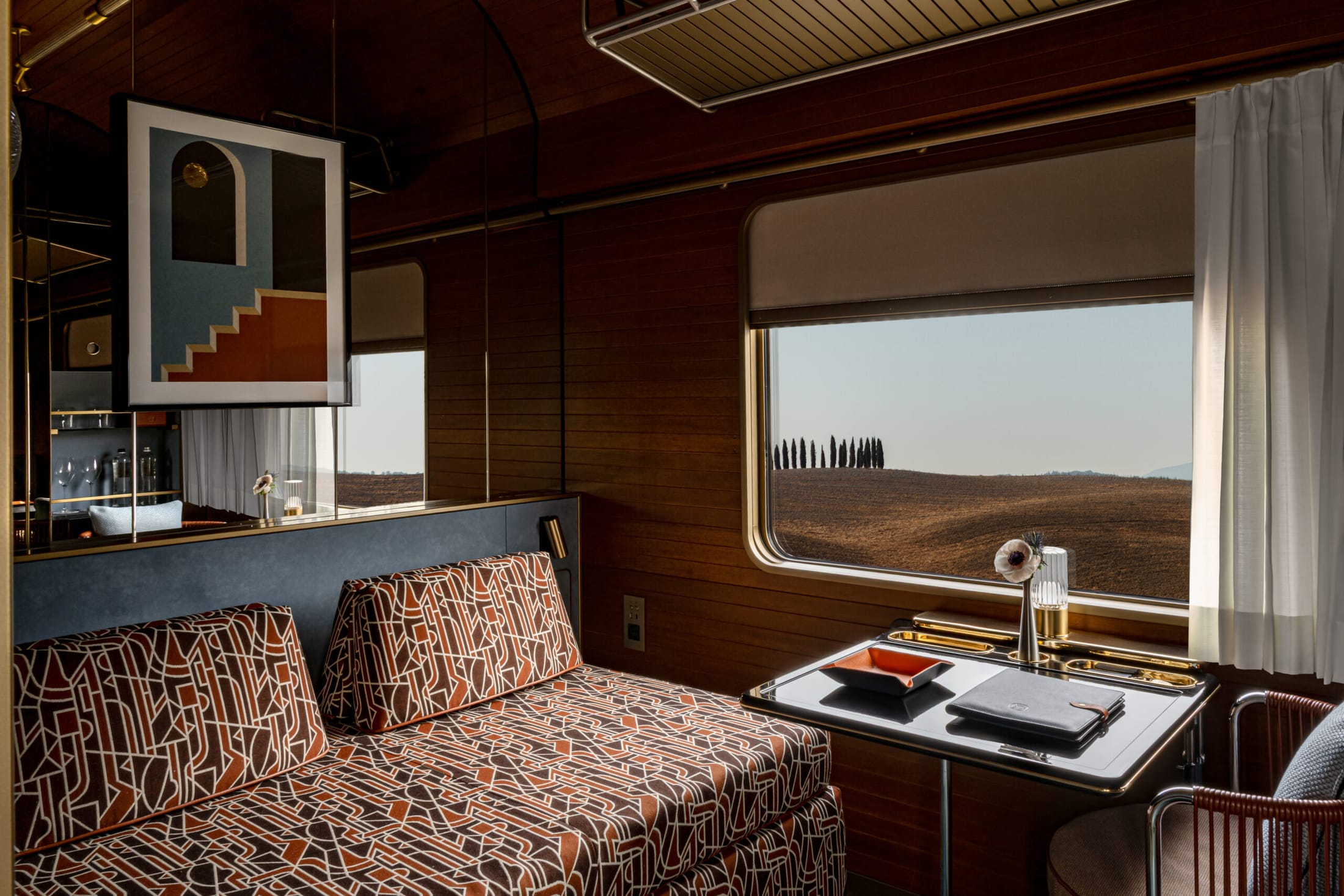 La Dolce Vita Orient Express, Aussenansicht des Zuges – zwölf Waggons im Stil der 1960er-Jahre neu gedacht.