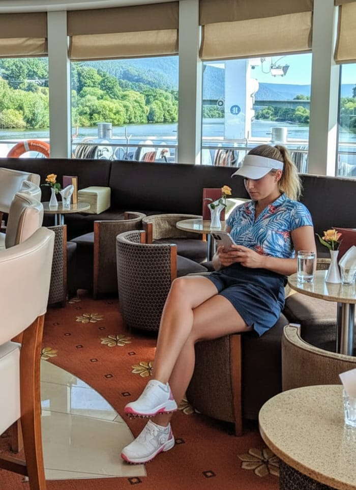 Nineteen an Bord